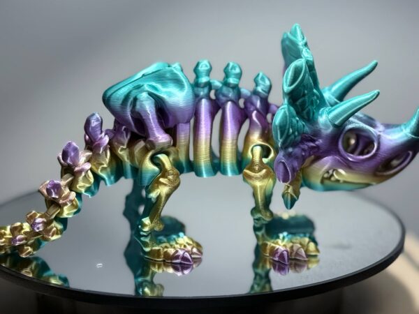 Flexi Triceratops Skeleton Dreamy - Image 3