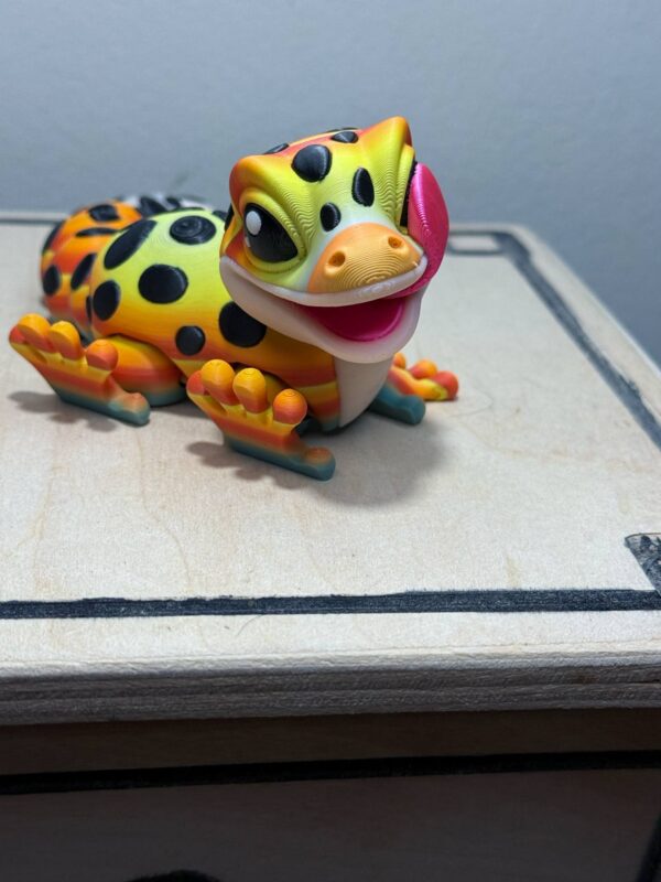Flexi Baby Leopard Gecko (Tongue Lick) - Image 4