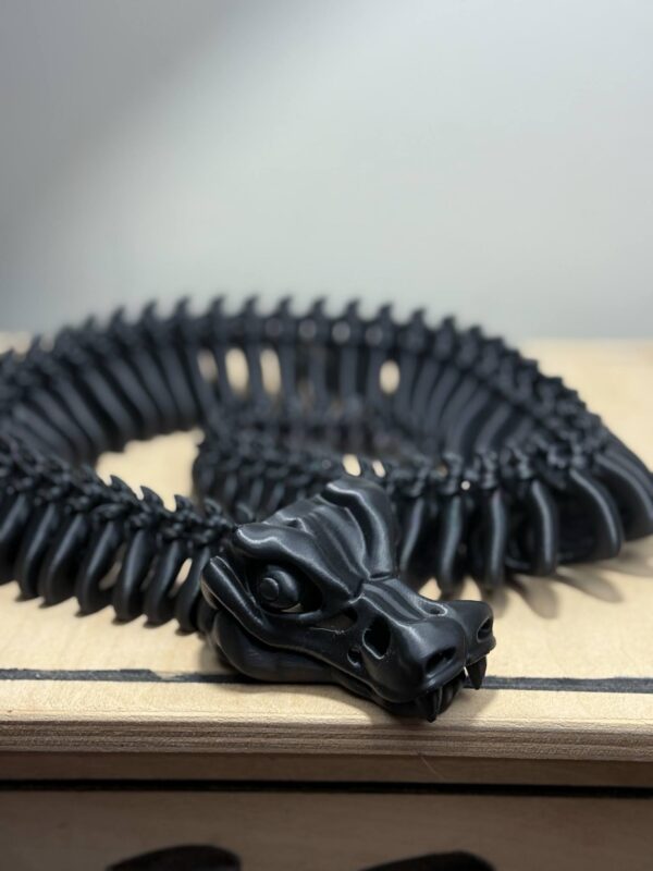 Flexi 28" Snake Skeleton Black - Image 3