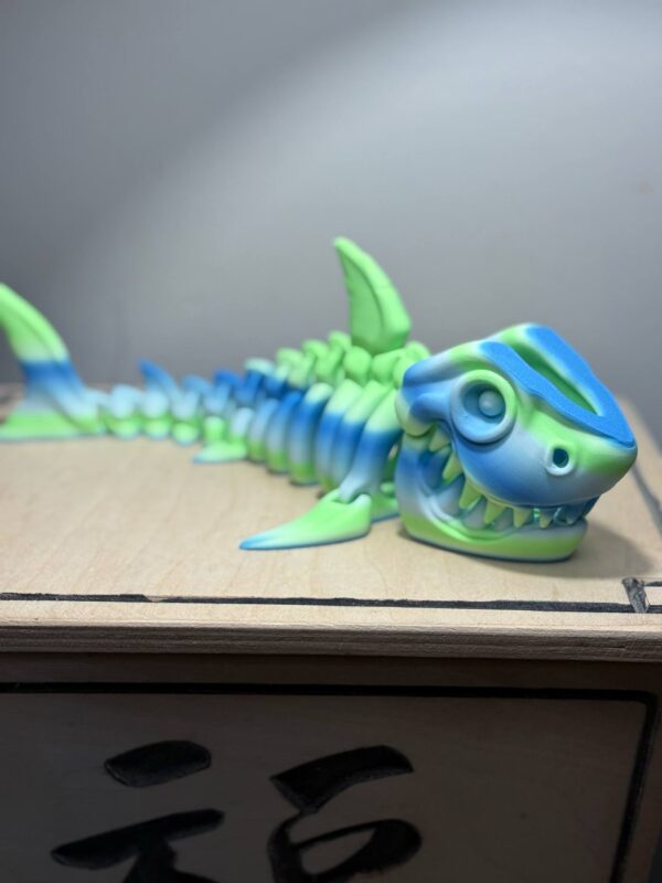 Flexi 12" Skeleton Shark Ocean