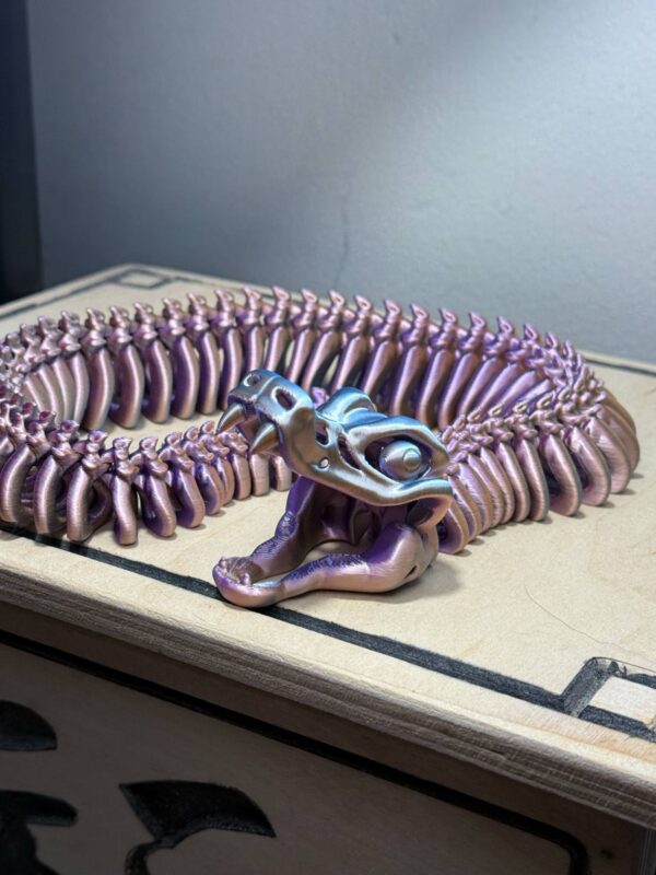 Flexi 28" Snake Skeleton TriColor - Image 4