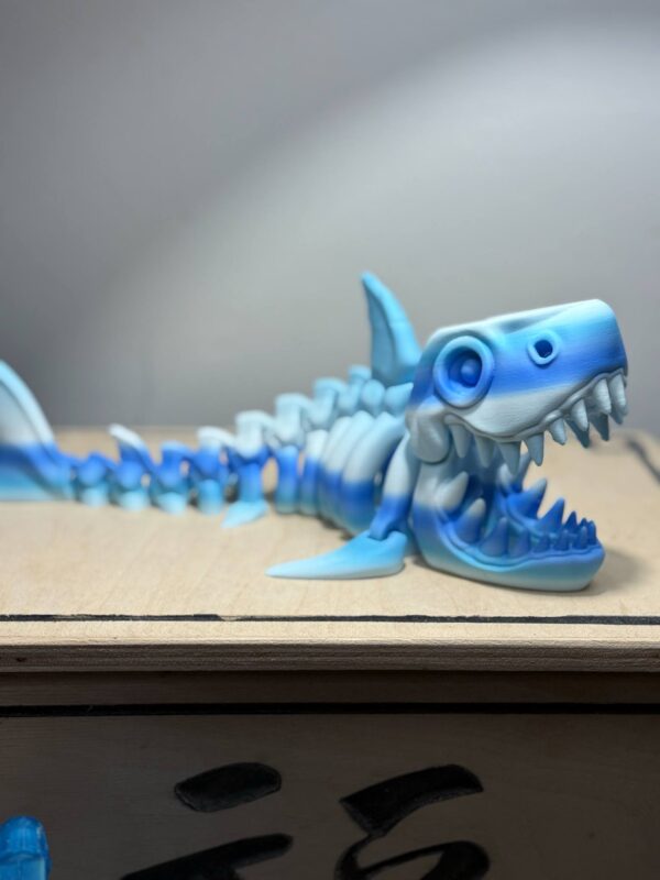 Flexi 12" Skeleton Shark Glacier - Image 2