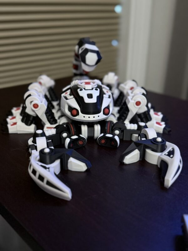 XL Cyber Scorpion – Large Articulated 3D Printed Toy (White)